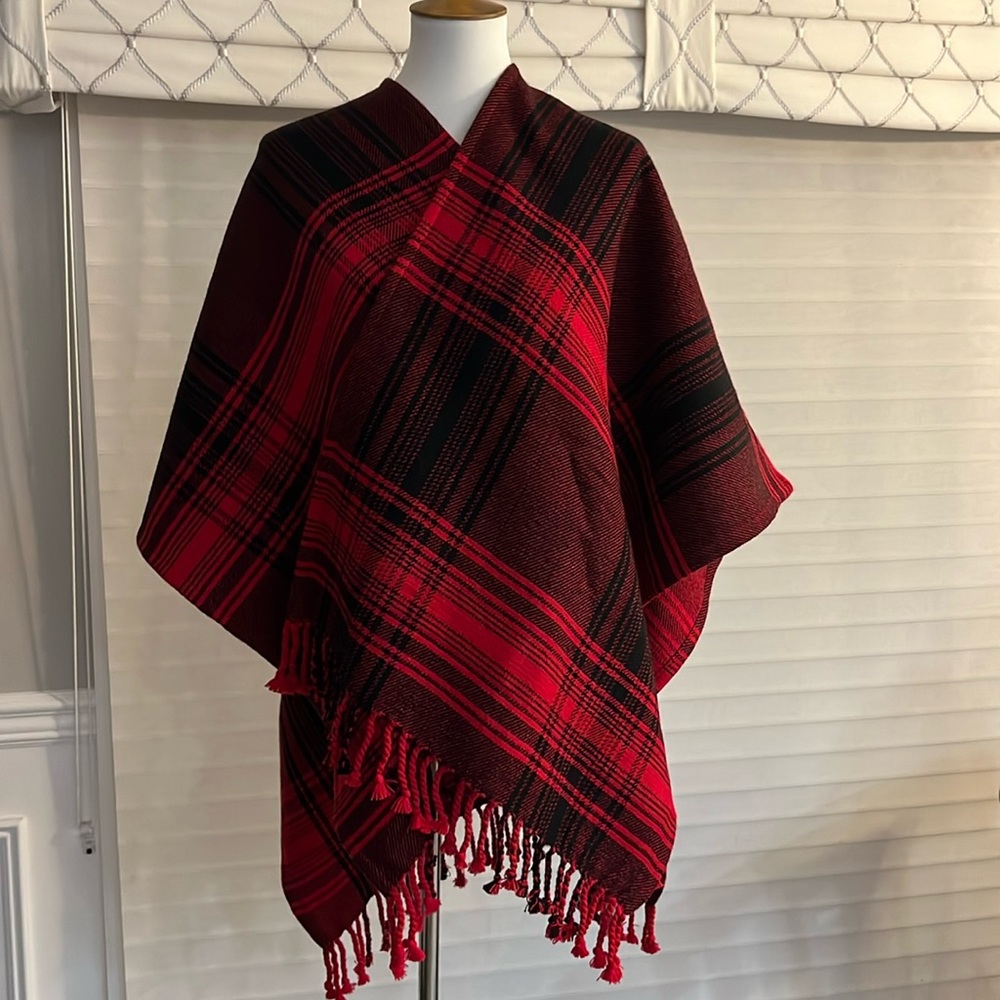 Talbots woven red plaid Ruana wrap